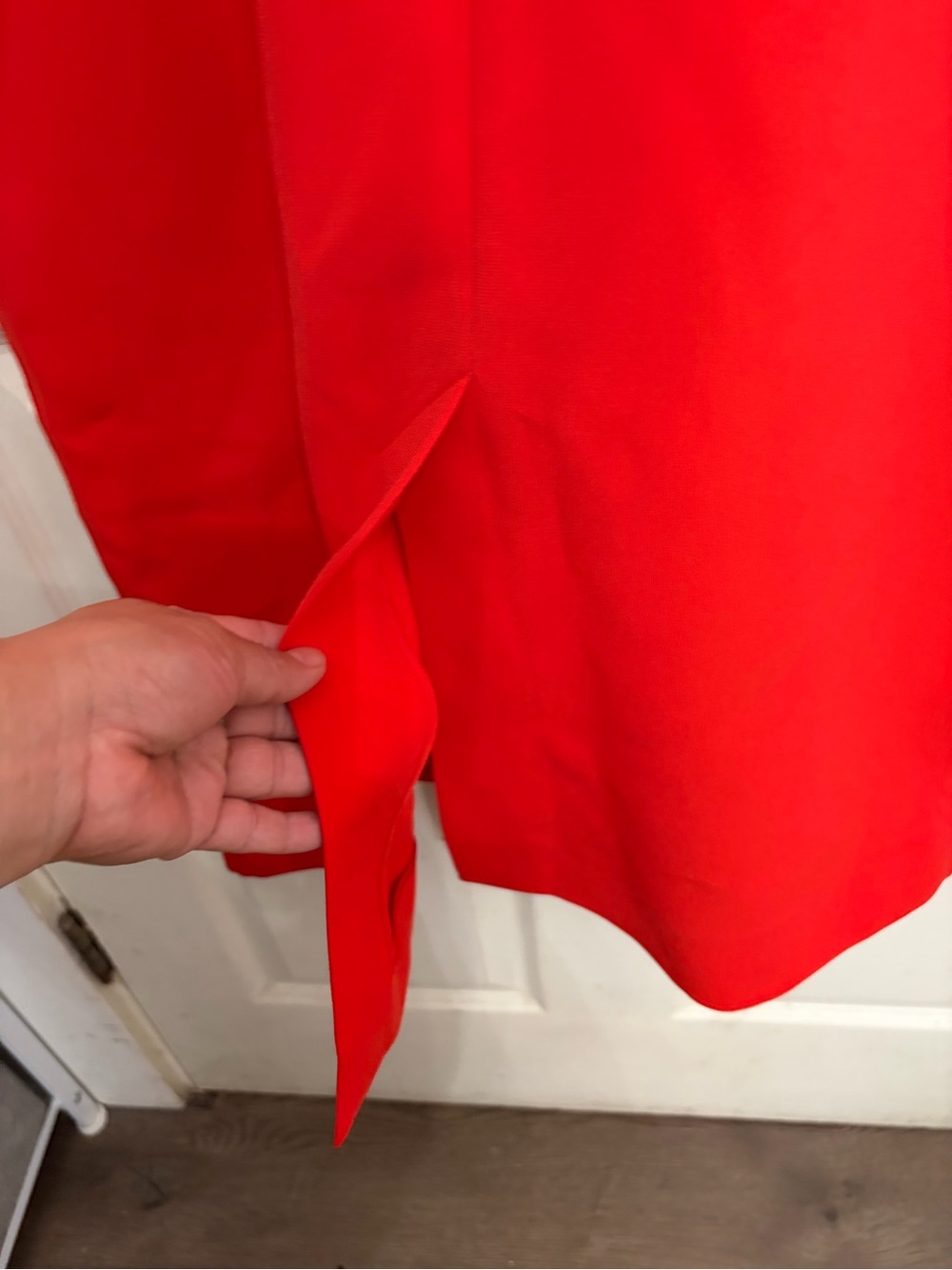 Victoria Beckham Red V-Neck Sleeveless Sheath Dress size 8 - Picture 3 of 6